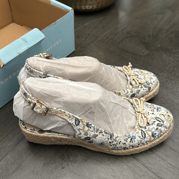 Lifestride Slip-On Slingbacks - Keepsake (WIDE) - Picture 5 of 6